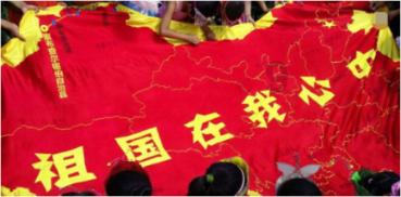 贵州两名落马女厅官被逮捕画面曝光：一人想念父母做的菜，一人带好衣服主动投案